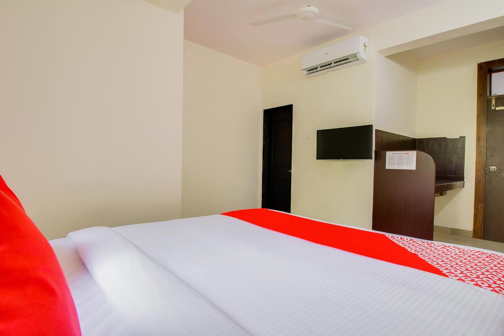 Hotel O Galaxy Near Inox Pune Exteriör bild